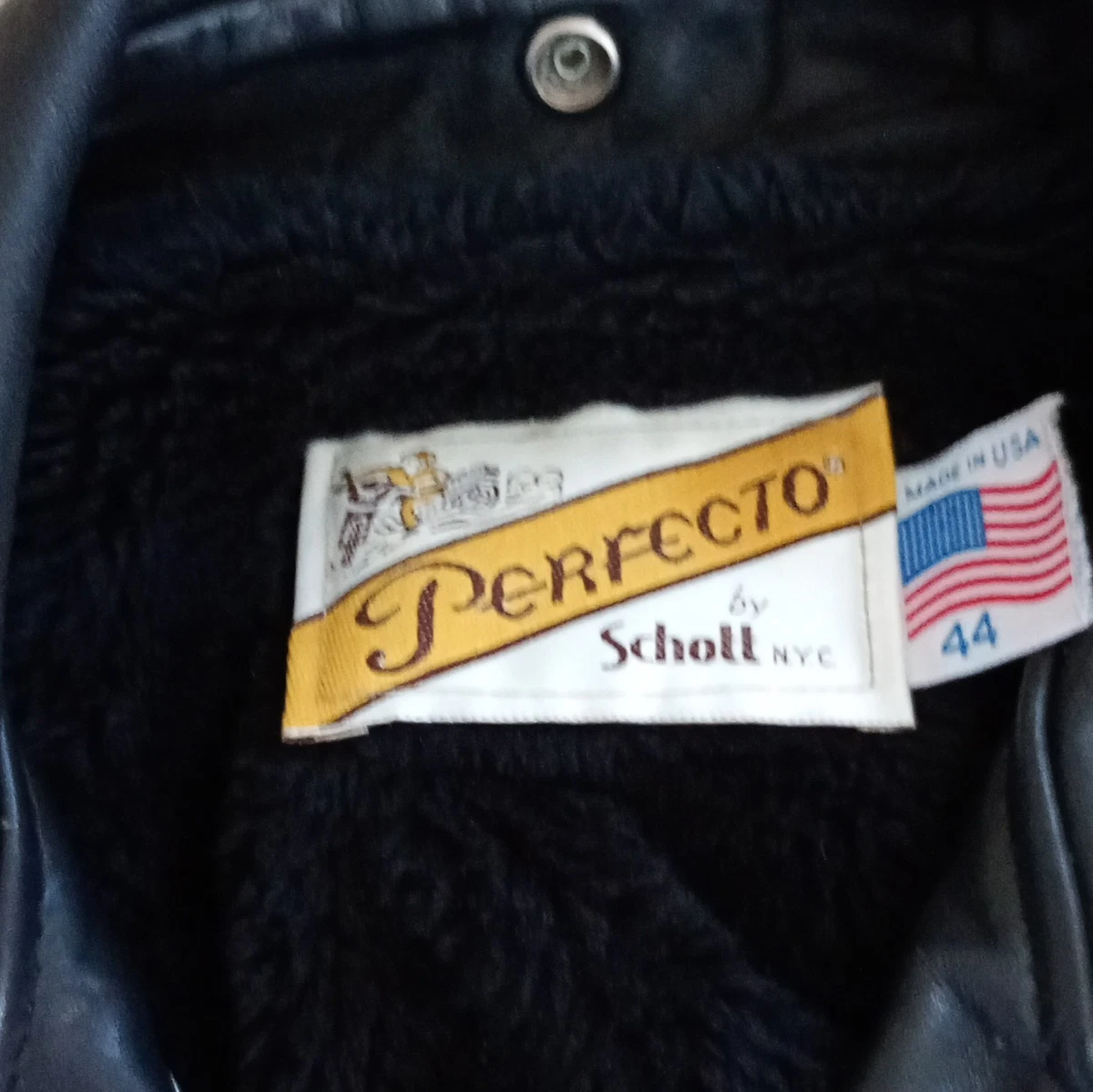Chaqueta de cuero Schott Perfecto Bikers modelo #125 talla 44.