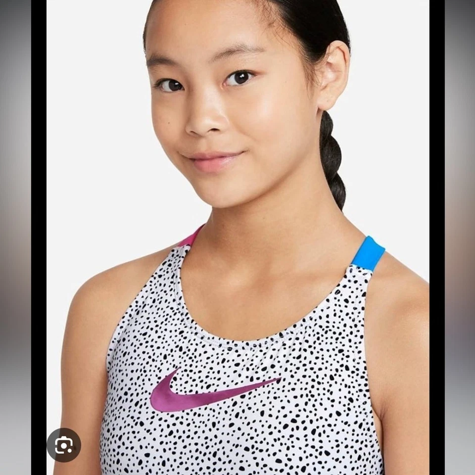 NIKE Traje de baño de una pieza para niñas Nuevo con etiquetas Talla pequeña Precio de venta sugerido por el fabricante $45 Foto 2 de 4