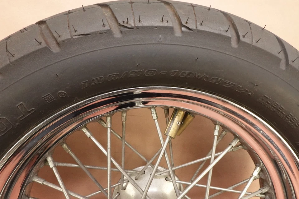 Llanta delantera clásica Yamaha V Star 650 XVS650 1998-2015 SHINKO 130/90 16 Foto 3 de 4