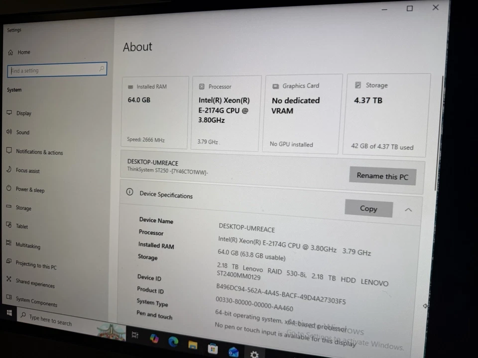 Lenovo ThinkSystem ST250  Server Xeon E-2174G 3.8 GHz 64GB RAM 6 X 2.4TB 2.5 HD - Image 3 of 4