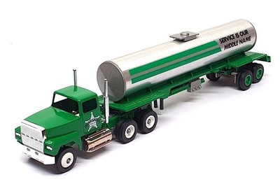 Winross Maßstab 1:64 WR06G - Ford Tanker Truck Marshall Service - grün