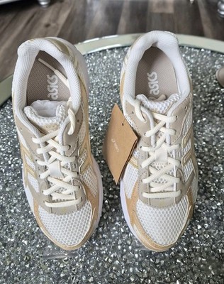 NWT  ASICS GEL-1130 WOMEN'S SIZE 6.5 CREAM CHAMPAGNE 