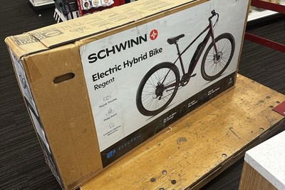 SCHWINN REGENT 27.5'' ADULT HYBRID BIKE - DARK RED, NEW IN BOX