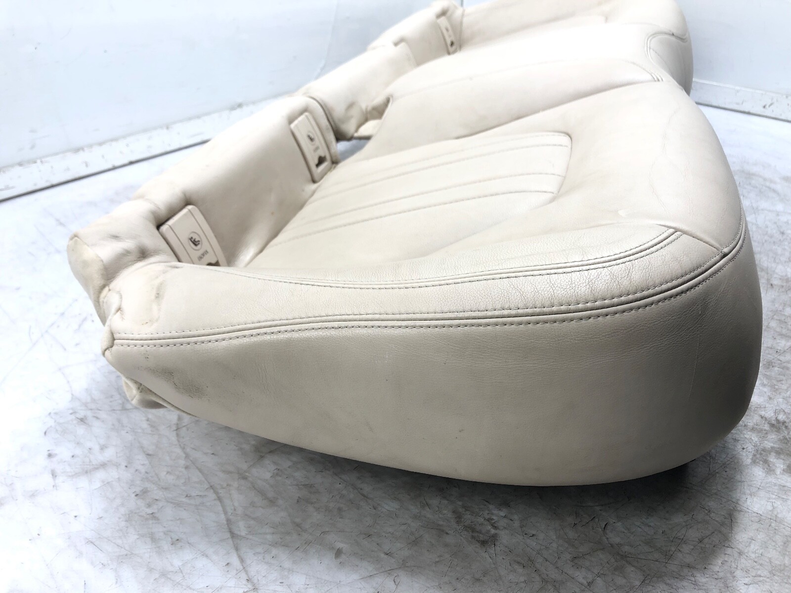 2014-2017 MASERATI GHIBLI S Q4 REAR SEAT BOTTOM CUSHION OEM.