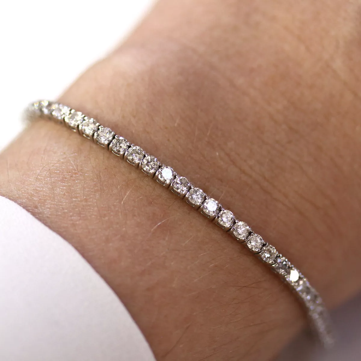 Round Real Diamond Mens Bracelet, Weight: 37 Grams at Rs 295500 in Mumbai