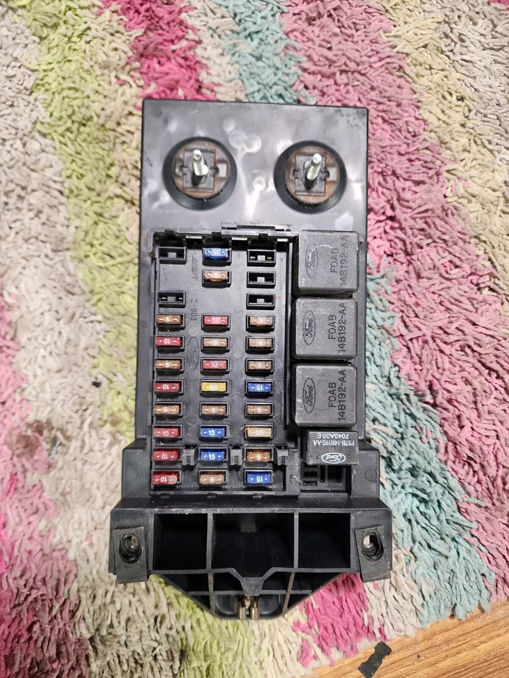 Caja de fusibles interior Ford Expedition Navigator 1997-1998 F75B-14A067-AC BCM fabricante original Foto 3 de 4