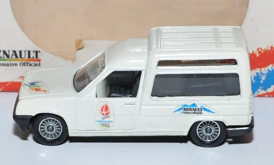 Auto Logitoys Renault Express Olimpiadi Albertville 92 bianco scala 1:43 1988 - Immagine 3 di 4
