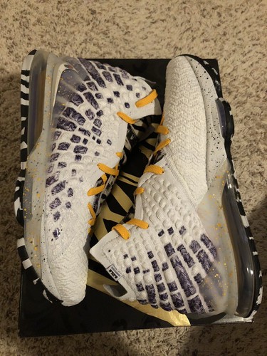 NEW NIKE LEBRON XVII 17 sz 11.5 2K GAMER KING PE WHITE PURPLE WTW FUTURE AIR XX - Picture 4 of 9