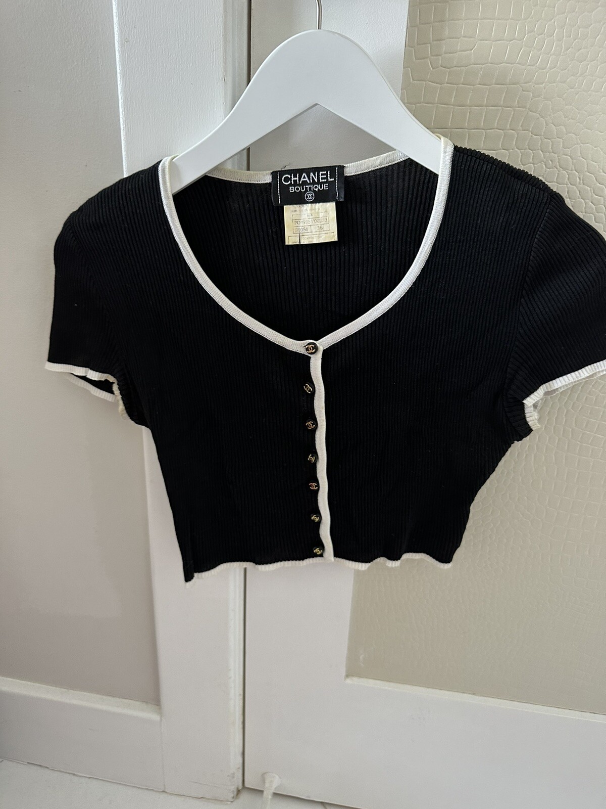 CHANEL Pre-Owned 1995 CC-buttons ribbed crop top … - image 1