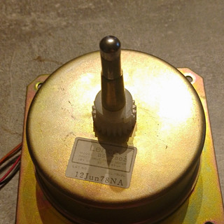 Lenco BS 7802 Direktantrieb Phono Motor 16V DC universell für Plattenspieler