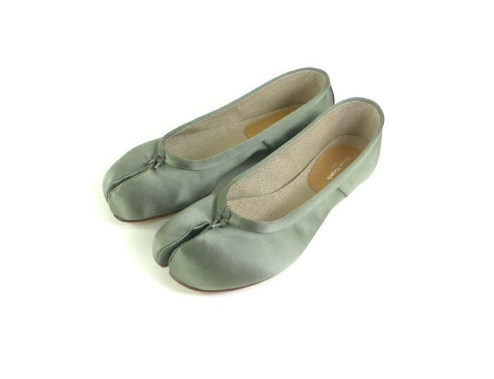 Maison Margiela S58WZ0117 Tabi Ballerina Satin Flat Ballet