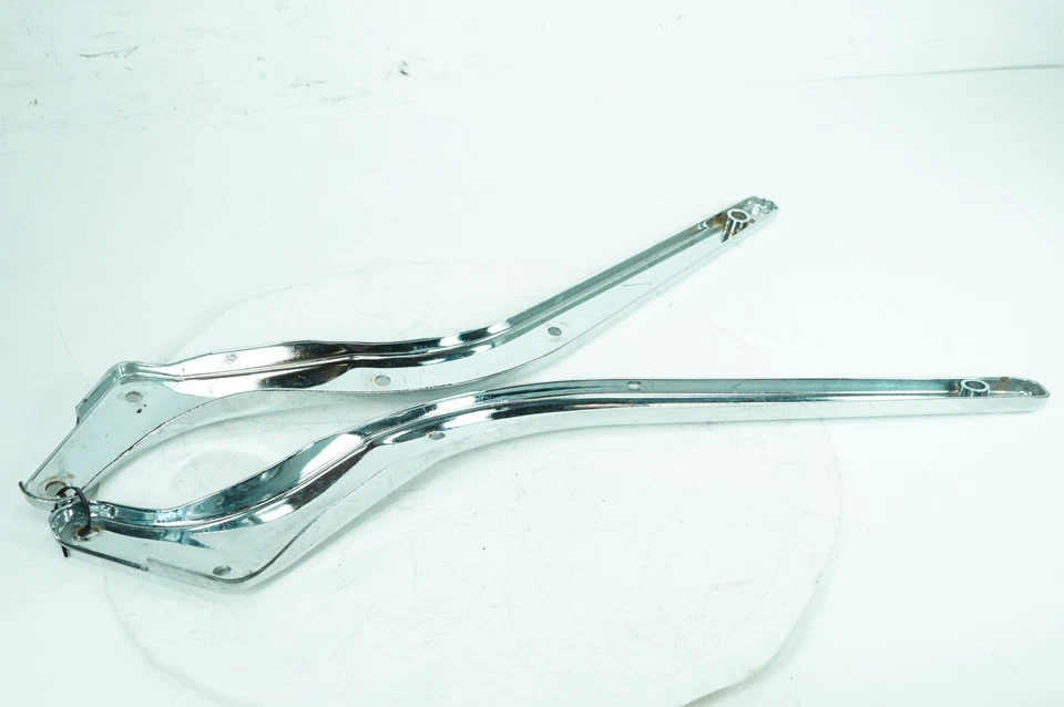 Harley Softail Fat Boy 2004 FLSTFI FABRICANTE DE EQUIPOS ORIGINALES guardabarros trasero izquierdo derecho puntales soporte Foto 2 de 4