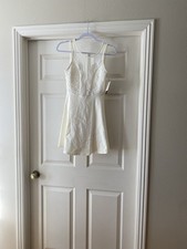 Lulu’s Cream Dress Sz S.  NWT. Box10
