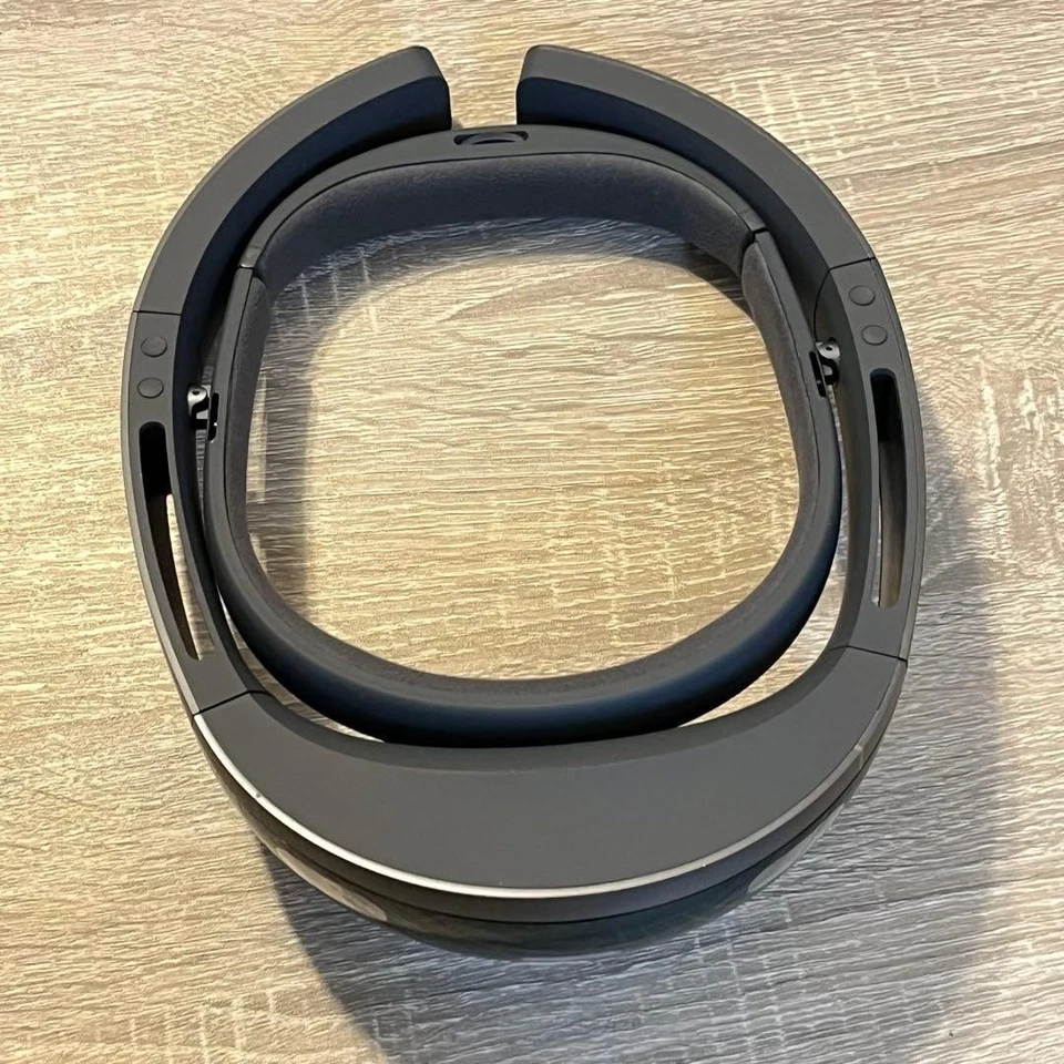 Microsoft HoloLens Mixed Reality Headset USB 2018 Japan Uesd - Image 3 of 4