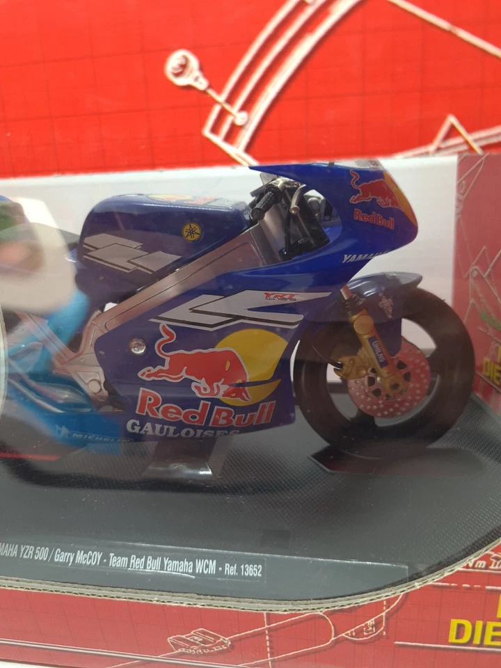 Yamaha YZR 500 Red Bull Racing Team Garry McCoy Startnummer 24 Guiloy 1/10 Scale - Image 4 of 4