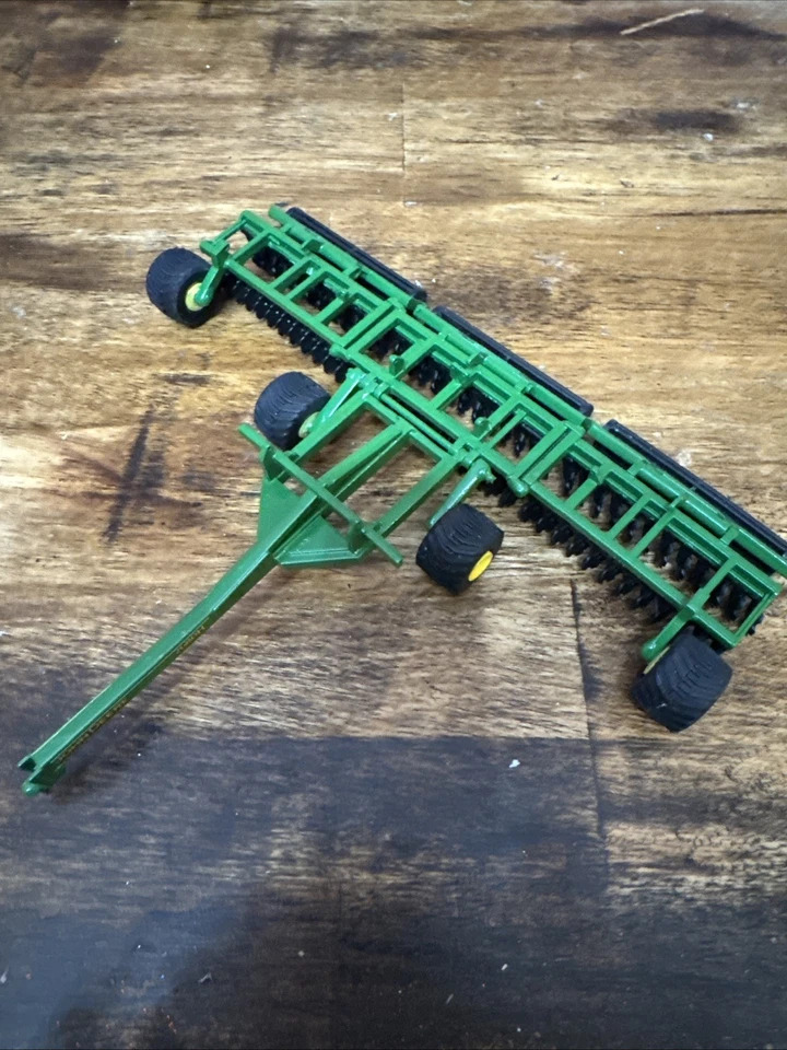 1/64 Custom Green High Speed Disk Farm Toy - Image 2 of 3