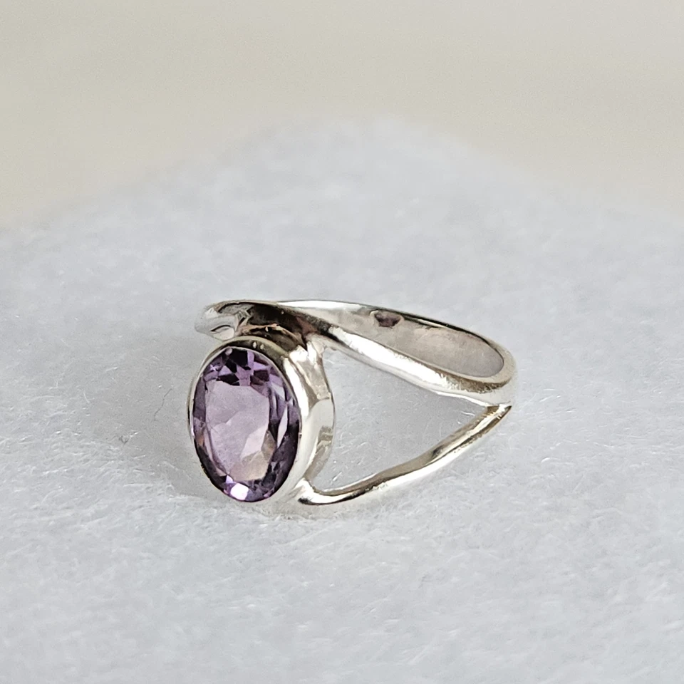 纯银紫水晶戒指 | 尺寸 8.5 | 3.7 克 | 10x7 毫米边框套装 | 复古 — 第 2/4 张图片
