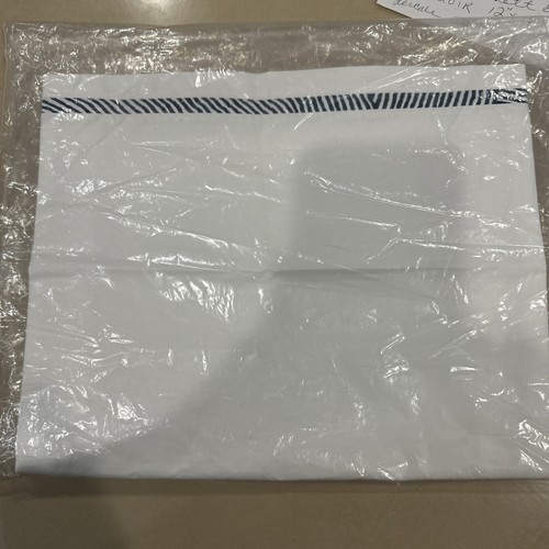 MATOUK BURNETT BORDER NAVY 1pz BOUDOIR SHAM 100% COTONE PERCALLE 520thc NUOVO SENZA ETICHETTE - Foto 1 di 4