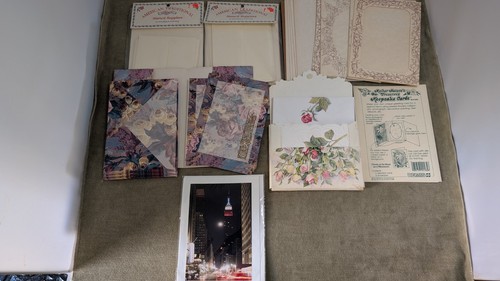 Big Lot of Vintage Postal and Greeting Cards 12 Boxes + 4 packs & 16 individual - Picture 6 of 24