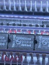 A lot of TEN (10) Phillips NE555N timer chip in a PDIP8 package