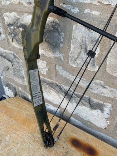 Bear Whitetail II Compound Bow 30" Draw Length 20 Lbs Draw Weight 38" String - Picture 3 of 10