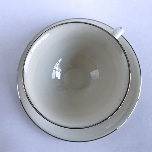 Pickard China Cup and Saucer Silver Wreath 1098 Footed Ivory Silver Leaves - Picture 2 of 5