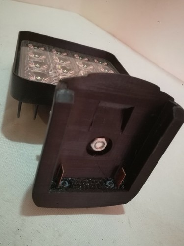 Faretto LED 48W, IP 67 per batterie Bosch 18V 2-4 A li-ion - Foto 5 di 7