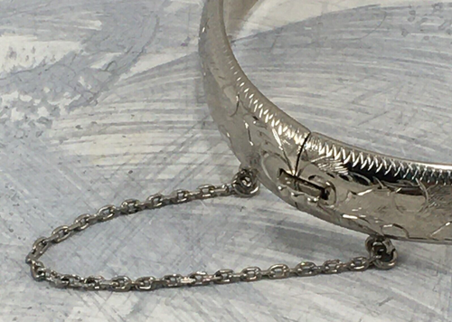 Bangle Bracelet Sterling Silver Engraved Design Vintage Safety Chain Vintage - Picture 6 of 10