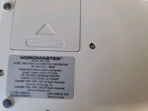 Franklin Computer Word Master Electronic Thesaurus Spelling Corrector Word Game - Picture 8 of 15