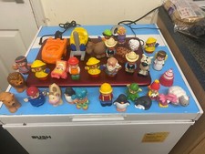 fisherprice little people figures and happyland people see description