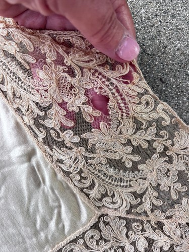 Antique Silk Shawl Wrap w handmade Lace Trim Ecru Belgium Princess Lace Capelet - Picture 13 of 20