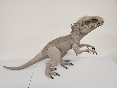 Jurassic World Camp Cretaceous Super Colossal Indominus Rex