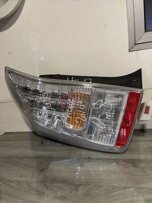 TOYOTA PRIUS 2010 RÜCKLEUCHTE BEIFAHRERSEITE LINKS A046040