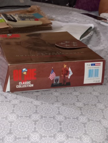 *Read 1997 Hasbro GI Joe Classic Collection General Dwight D. Eisenhower New - Picture 9 of 11