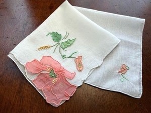VINTAGE HANKY PEACH TULLE APPLIQUE WORK & EMBROIDERED LEAVES & WHEAT UNIQUE