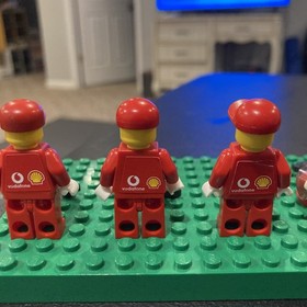 LEGO 8168 Ferrari Minifigure Lot of 5 Pit Crew and Drivers Tools Wrench Lot 1