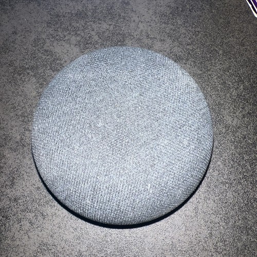 Google Home Nest Mini 1st Gen Smart Speaker Charcoal with Power Lead - Picture 1 of 2