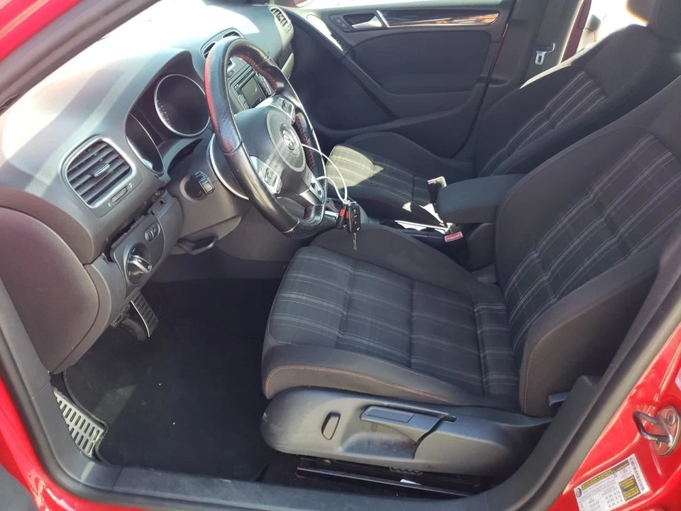 (LOCAL PICKUP ONLY) Trunk/Hatch/Tailgate Hatchback With Spoiler Fits 10-14 GOLF  Foto 2 de 4