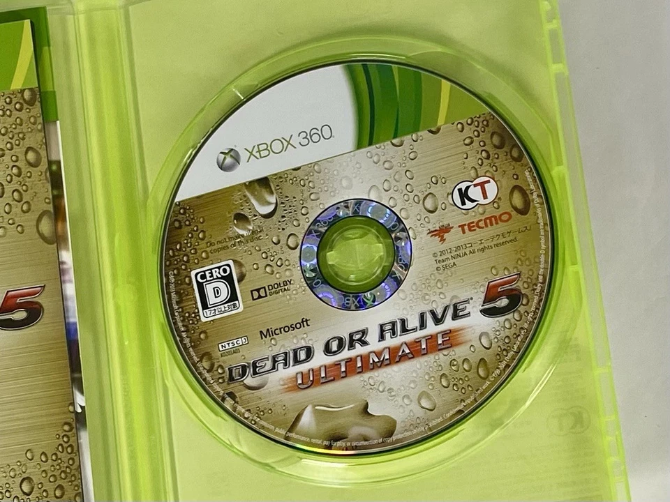 DEAD OR ALIVE 5 Ultimate Collector's Ed. XBox 360 Game KASUMI Pad casds CD + Mat - Image 4 of 4