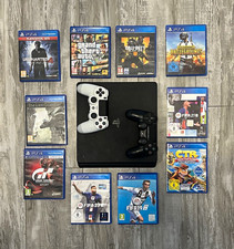 Sony PlayStation 4 Slim Konsole Schwarz, 2 DualShock 4 Controller, Spiele, Kabel