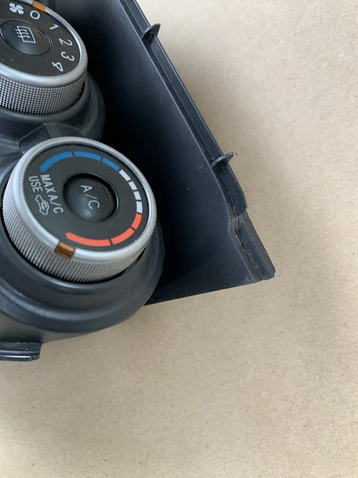 2011-2013 Scion TC Climate Control Unit Heater Ac Temperature ( READ ) - Image 3 of 4