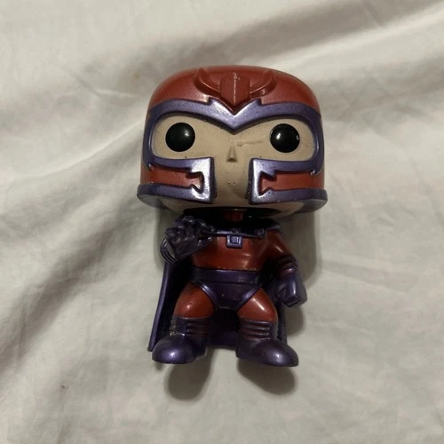 Funko Pop Magneto 62 Marvel X Men Bobblehead Collectible Toy Figure LOOSE