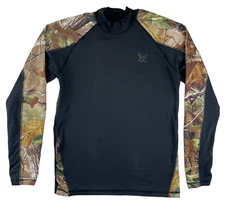 Bushmaster Top Mens M Black Camouflage Long Sleeve Pullover Outdoor Base Layer