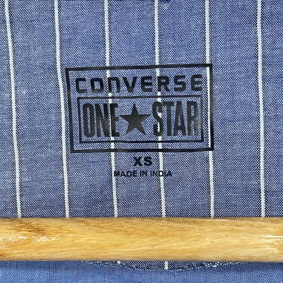 匡威 Converse One Star 女式裹身连衣裙 XS Chambray 条纹帽袖原始荷叶边 — 第 4/4 张图片
