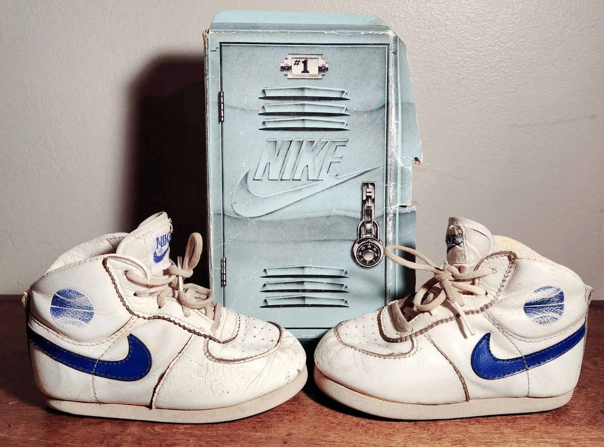 VINTAGE NIKE 1985 AIR JORDAN INFANTRY Baby Shoes. 850911 . WITH ORIGINAL BOX