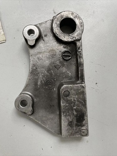 KAWASAKI Z 750 S Z750S 2005 2006 Bremssattel Hinten Halterung Halter #2669 - Picture 3 of 9