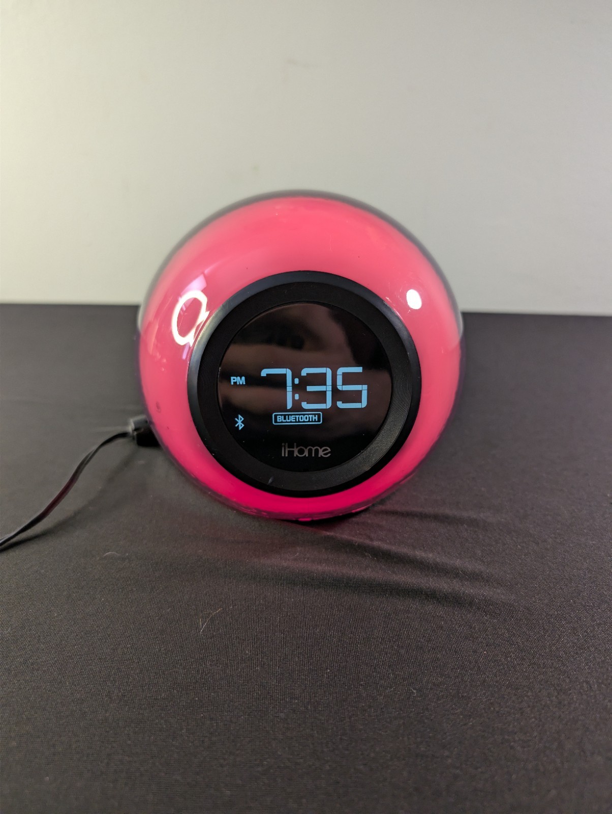 iHome Bluetooth Color Changing Dual Alarm Clock + USB Charging Tested Working