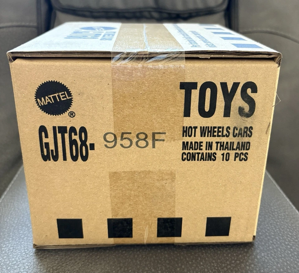 🔥2026 Hot Wheels Premium Boulevard Letter F #141- #144 Sealed Case In Hand 🔥 - Image 3 of 4