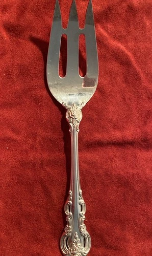 Towle “El Grandee” Sterling Silver Meat Fork (1964) – Retired