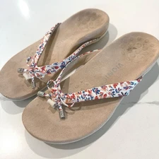 Vionic Bella Flip Flops Women's Size 7.5 Floral Print Arch Support Thong Sandals